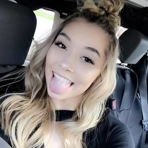 Meet your Posher, Mackenzie